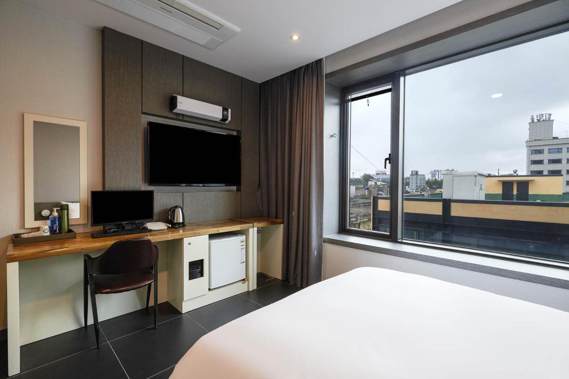 Incheon Blue Marine Hotel Εξωτερικό φωτογραφία
