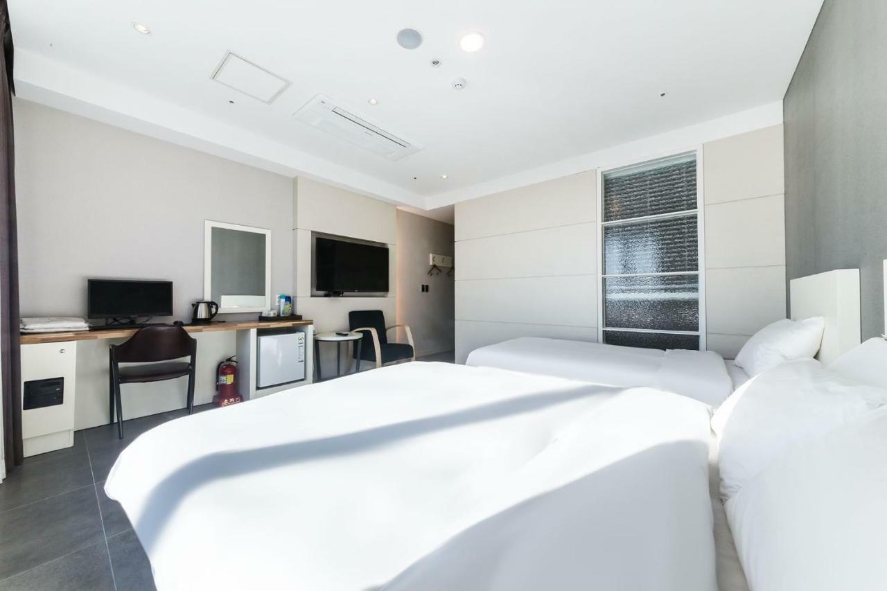 Incheon Blue Marine Hotel Εξωτερικό φωτογραφία