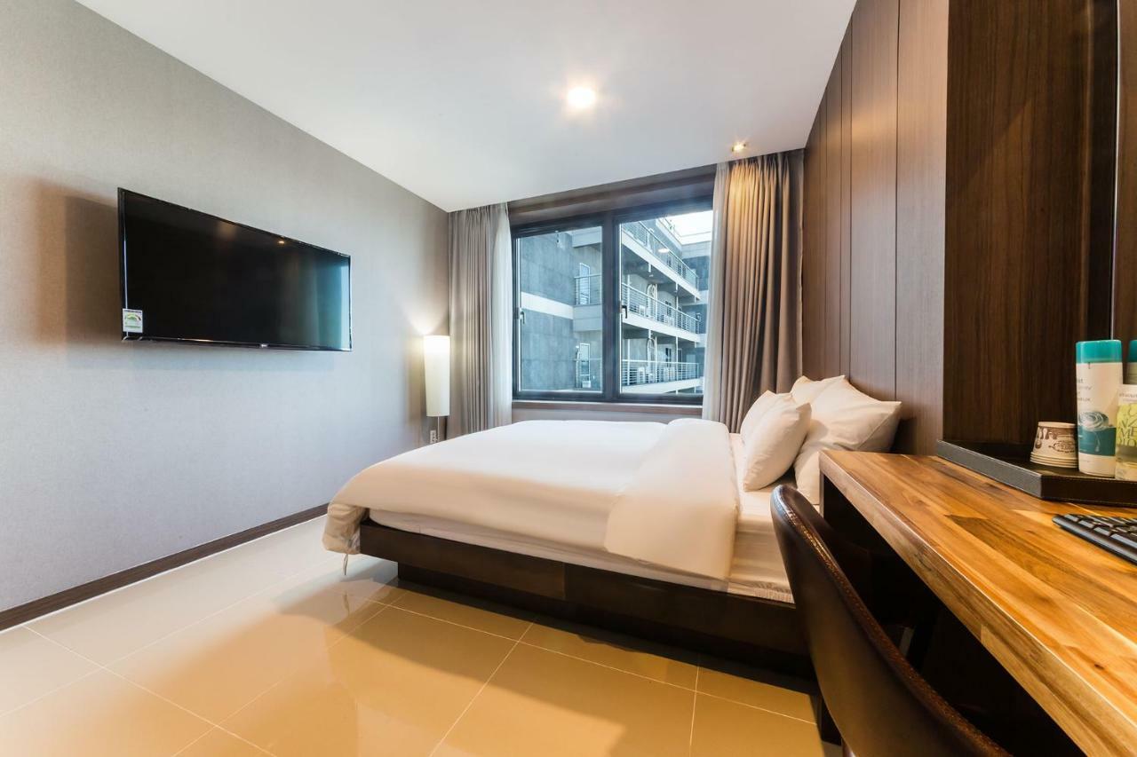 Incheon Blue Marine Hotel Εξωτερικό φωτογραφία