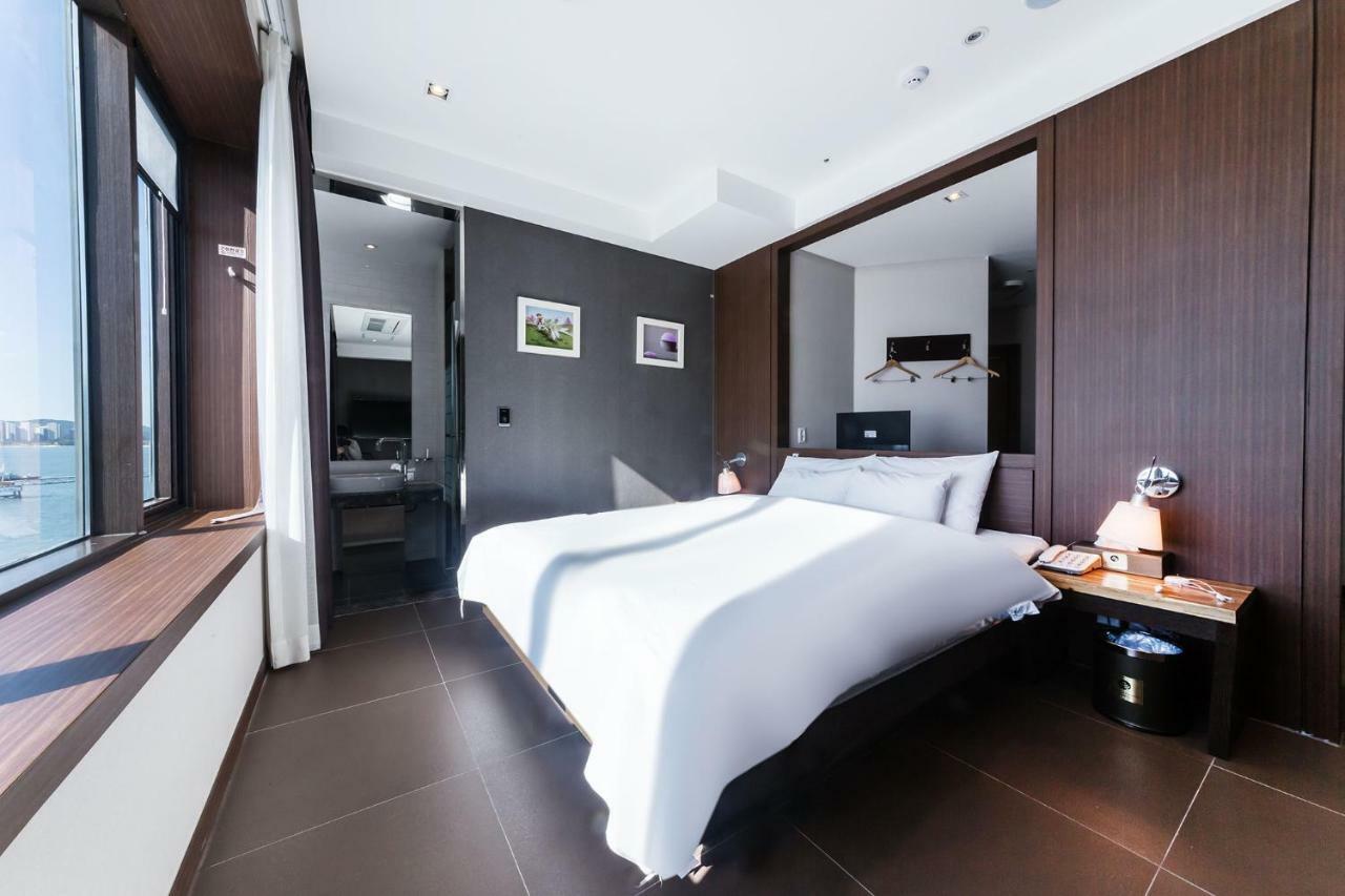 Incheon Blue Marine Hotel Εξωτερικό φωτογραφία