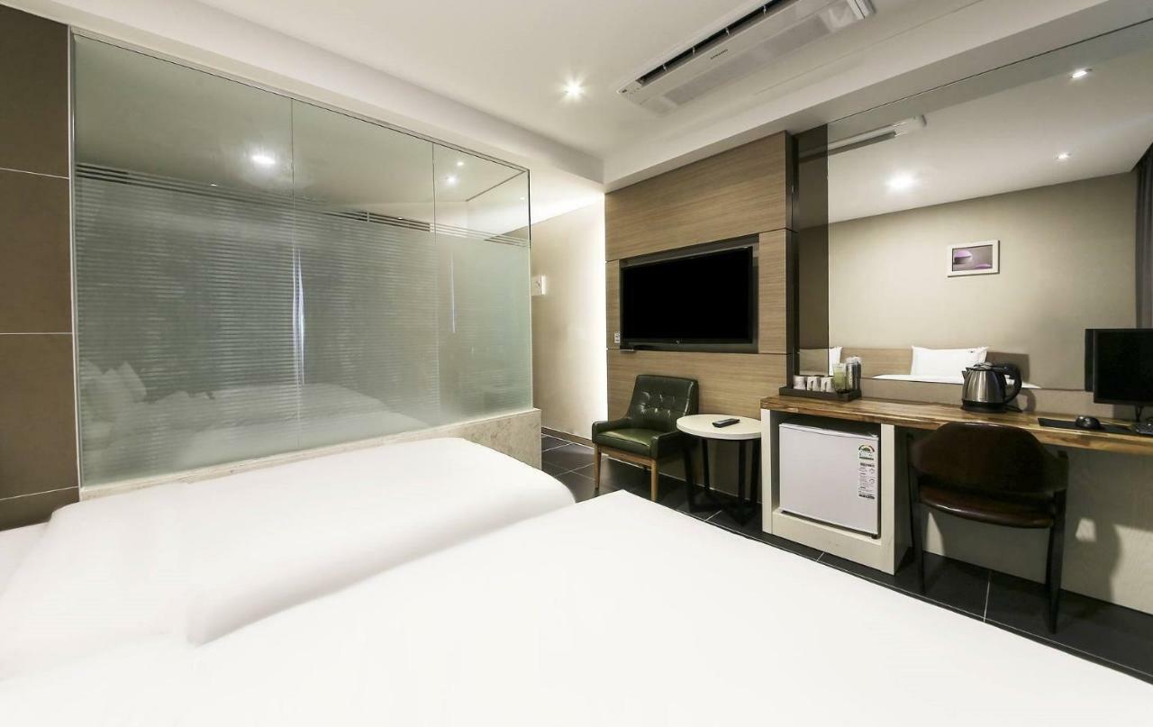 Incheon Blue Marine Hotel Εξωτερικό φωτογραφία