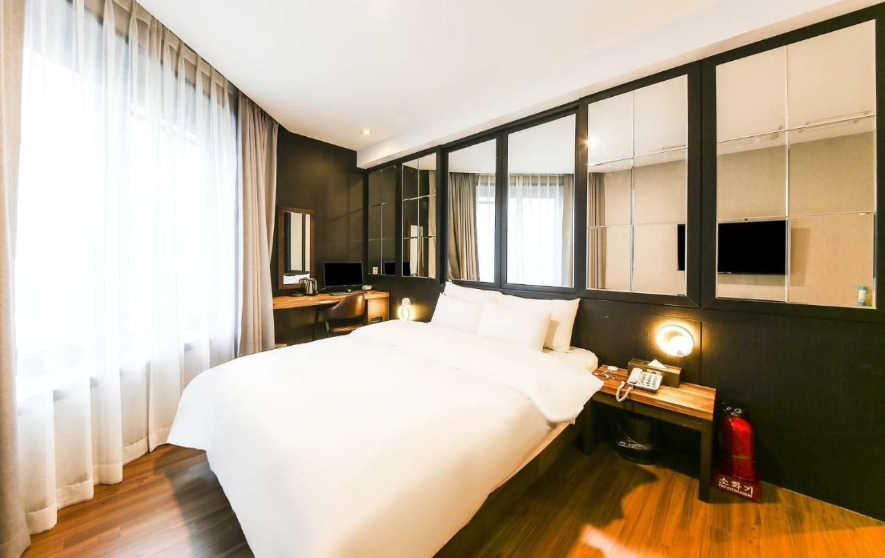 Incheon Blue Marine Hotel Εξωτερικό φωτογραφία